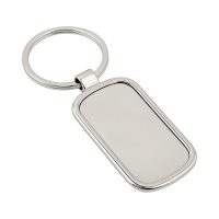 Prostokątny, metalowy brelok z zaokrąglonymi rogami