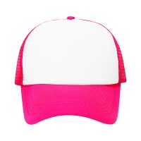 Przód czapki z daszkiem typu Trucker, 5-panelowa, biała z neonowo różową siateczką i regulacją