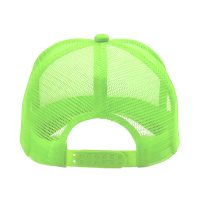 Tył czapki z daszkiem typu Trucker, 5-panelowa, biała z jasnozieloną siateczką i regulacją